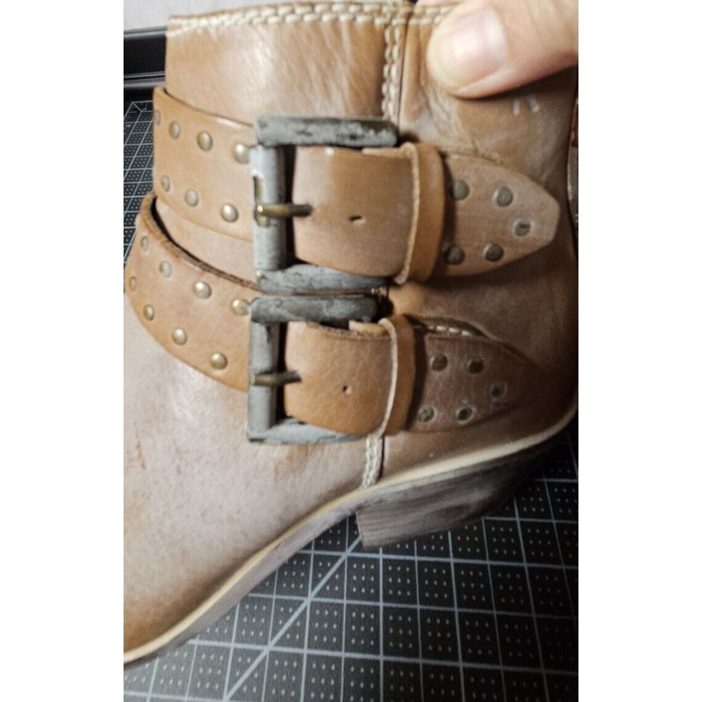 ROAN by BED STUD ville tan‎ white ankle boots US size 6M stud buckles zipper - Picture 10 of 16